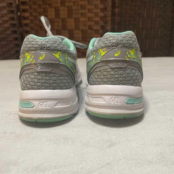 ASICS women’s sneaker gel-excite 4 size 6.5 - Picture 2 of 8